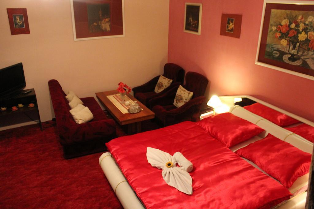 Hotel Corrado Ostrava Room photo